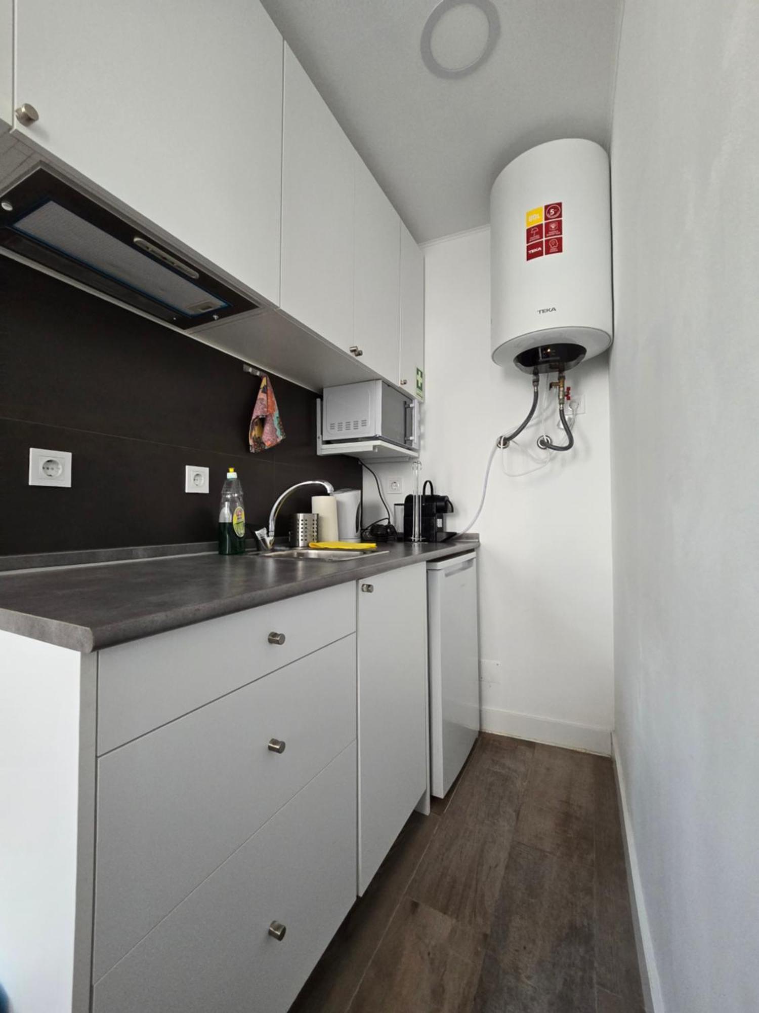 Esther Apartment Cozy Vacay Suite 塞图巴尔 外观 照片